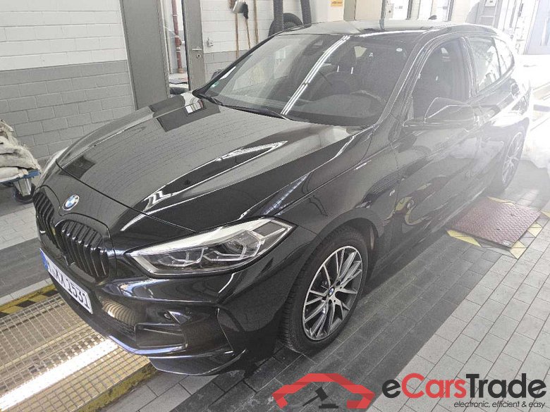 BMW 1 Limousine (F40)(2019->) DE - LimS5 120 i EU6d, M Sport (OPF)(EURO 6d), 2020 - 2024