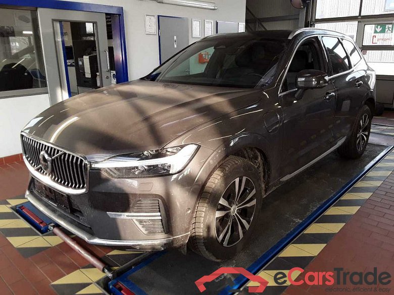 Volvo XC60 (03.2017->) DE - SUV5 T6 Twin Engine AWD PHEV EU6d, Inscription Plug-In Hybrid (E6d), (Facel #1