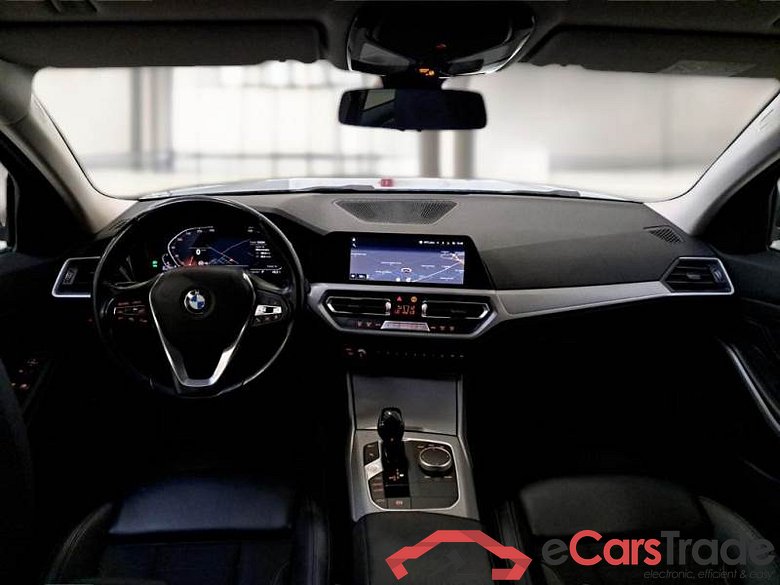 BMW SERIE 3 / 2018 / 5P / STATION WAGON 318D 48V BUSINESS ADVANTAGE TOURING AUTO #3