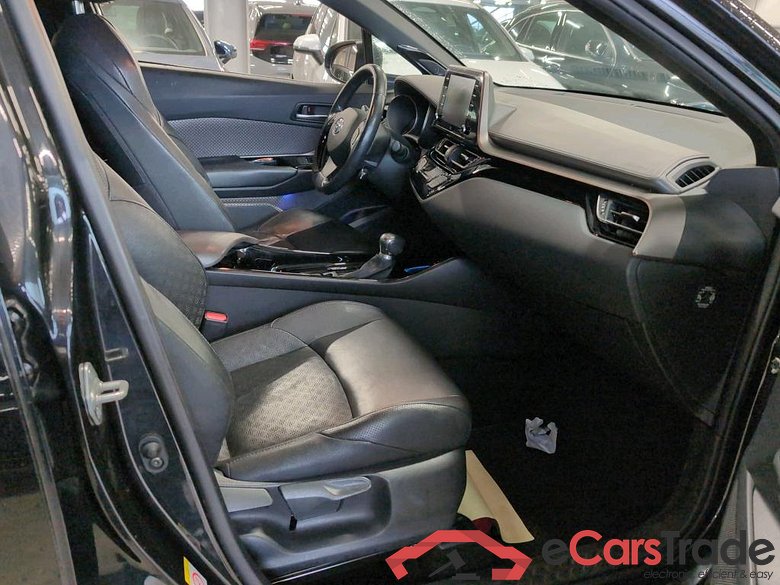 TOYOTA - TOY C-HR 2.0 VVT i-Hybrid 184PK E-CVT C-Hic Pack Premium #3