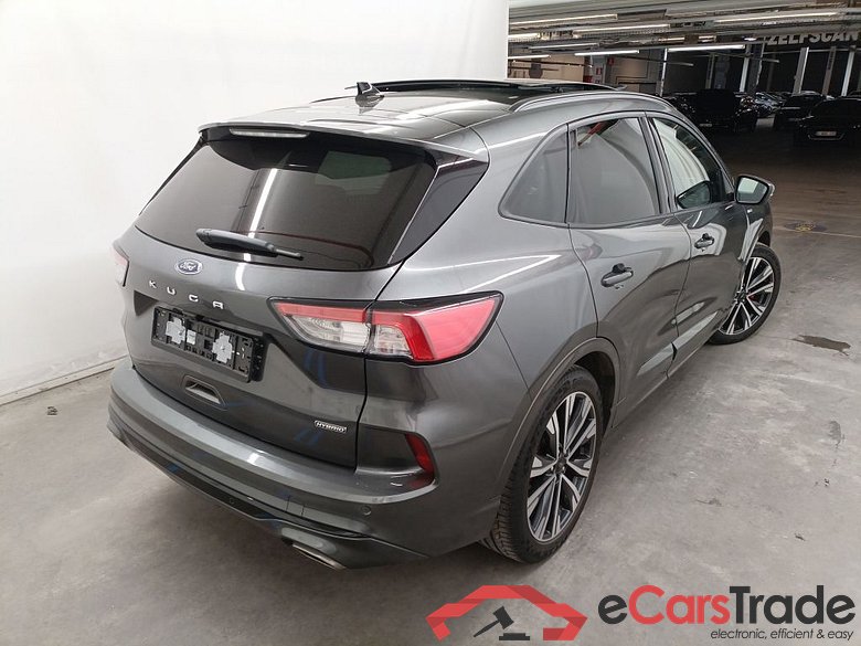 Ford Kuga 2.5i FHEV Aut. 140kW ST-Line X 5d #2