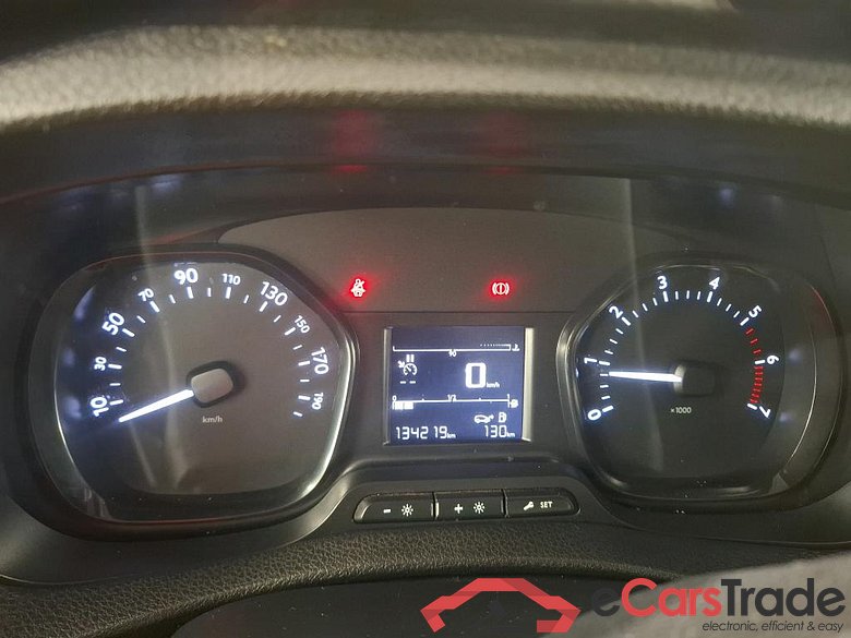 Jumpy Fourgon Club M 1.5 BlueHDi 100CV BVM6 E6d #6