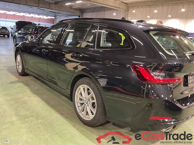 BMW 3 SERIES TOURING 2.0 318D (100KW) TOURING #3