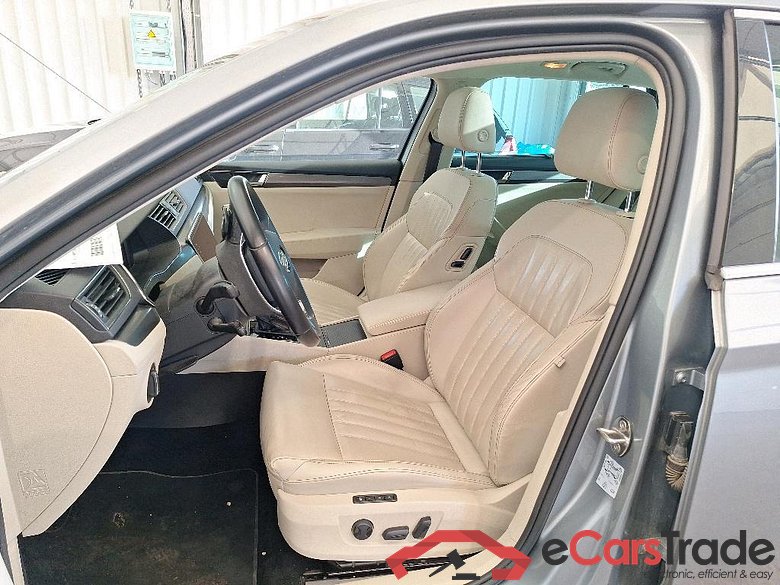 Skoda Superb 1.4 TSI Plug-In Hybrid Aut. Pano LED Vitual Navi Leather KeylessGo Klima PDC ... #5