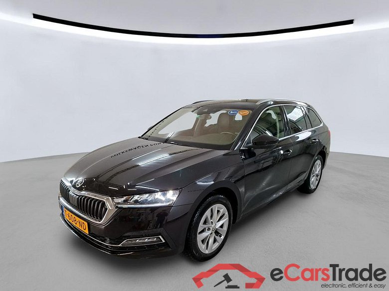 SKODA Octavia Combi 110 kW #1