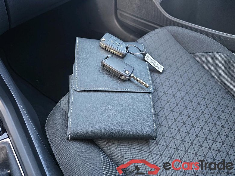 VOLKSWAGEN T-Cross 70 kW #6