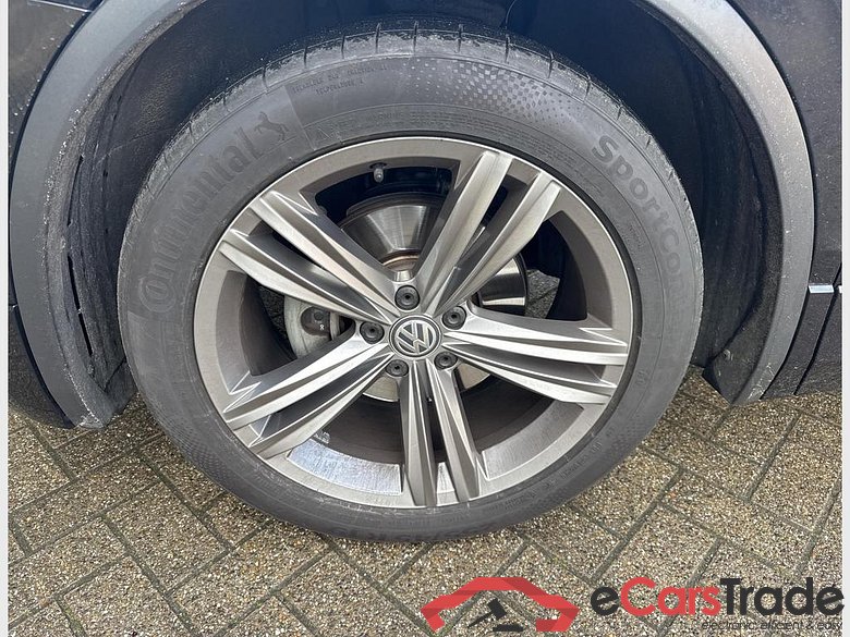 VOLKSWAGEN Tiguan Tiguan Highline 1.4 TSI ACT BMT 110 kW (150 ch) 6 vitesses DSG #2