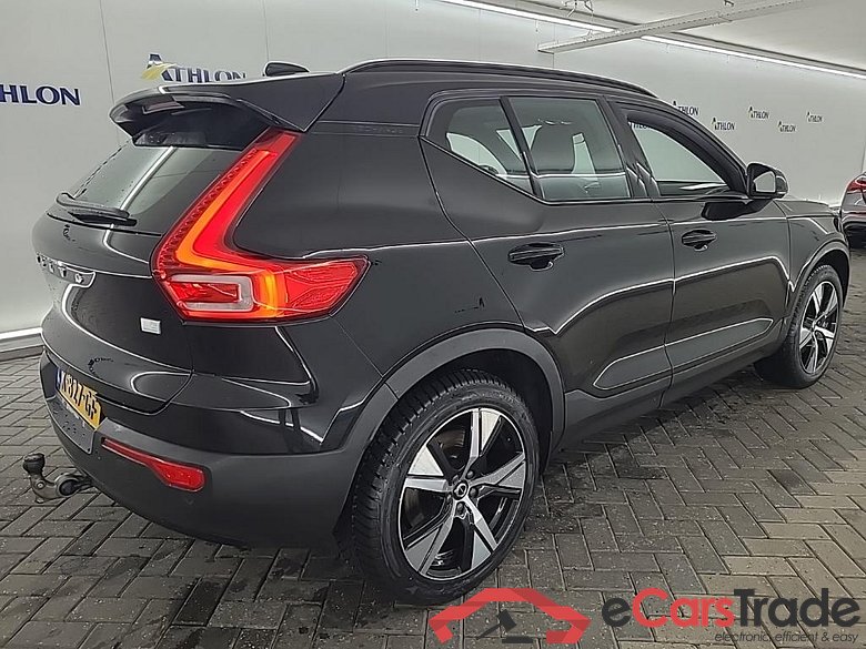 VOLVO XC40 Recharge P8 AWD 5D 300kW #3