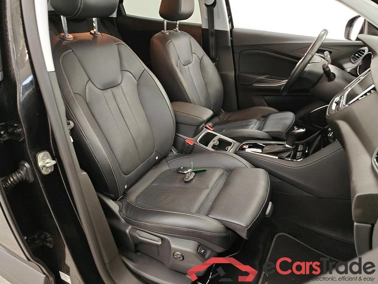 Opel Grandland X 1.2 Turbo S&S 96kW Bus. Executive Auto 5d #3