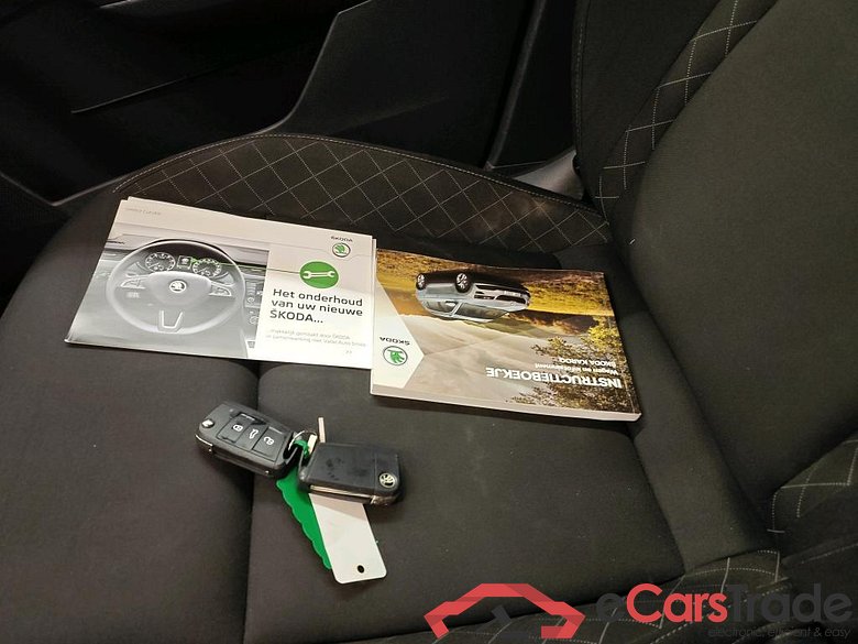 Skoda Karoq 1.6 TDI Greentech Ambition Business 5d #4