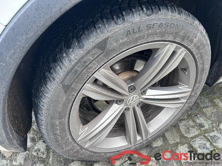 VOLKSWAGEN Tiguan Tiguan Comfortline 2.0 TDI SCR BMT 85 kW (115 ch) 6 vitesses manuel