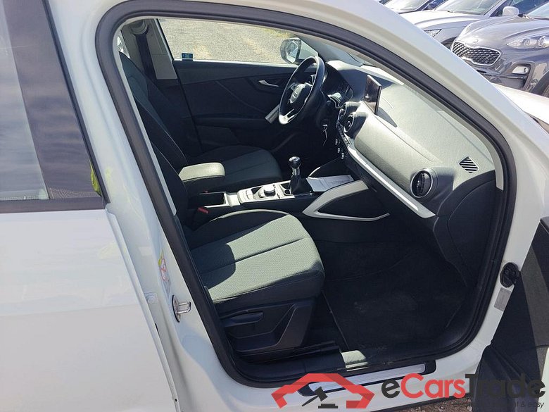 AUDI Q2 / 2016 / 5P / todoterreno Design 30 TFSI 85kW (116CV) #6