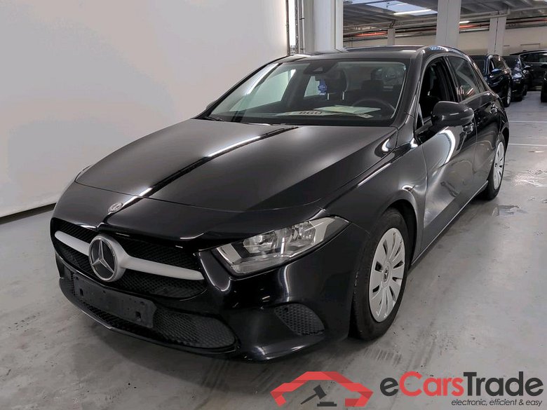 MERCEDES-BENZ A-CLASS 180 D BUSINESS SOLUTION ESSENTIAL