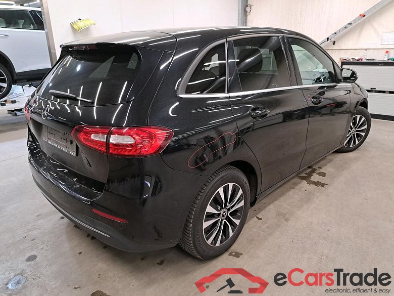 MERCEDES - MER B 180 d 116PK 7G-DCT Business Solution & Towing Hook #2