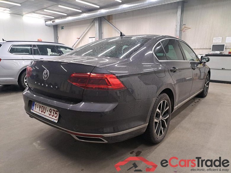 VOLKSWAGEN - VW  PASSAT TDI 120PK DSG7 Elegance Business & Alcantara Leather #2