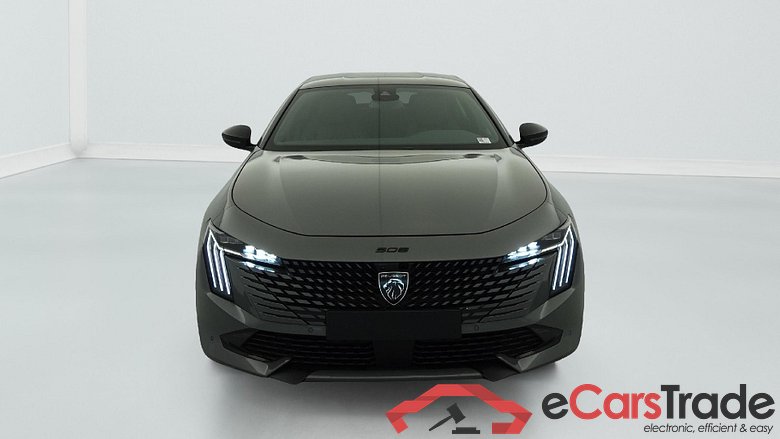 Peugeot 508 Hybrid 225 e-EAT8 Allure #2