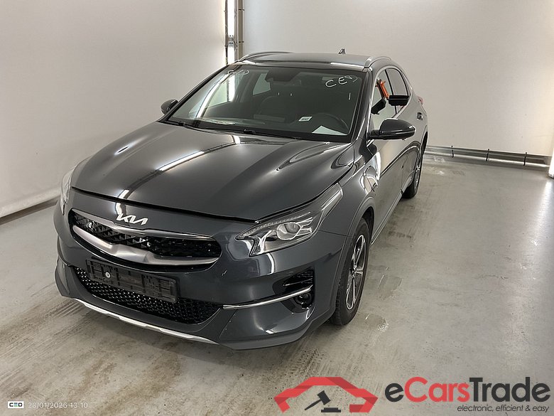 KIA XCEED 1.6 GDI PHEV DCT BUSINESS LINE #1