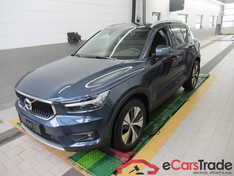 Volvo XC40 (2017->) DE - SUV5 T3 2WD EU6d, Momentum Pro (EURO 6d), 2020 - 2022