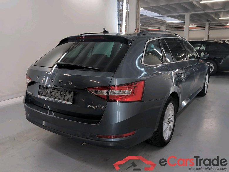 SKODA SUPERB COMBI - 2019 1.4 TSI PHEV Ambition DSG #4