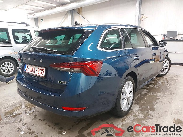SKODA - SKO OCTAVIA COMBI 1.0 TSI eTec 110PK DSG7 Clever+ & Side Assist & Travel Assist * PETROL * #2