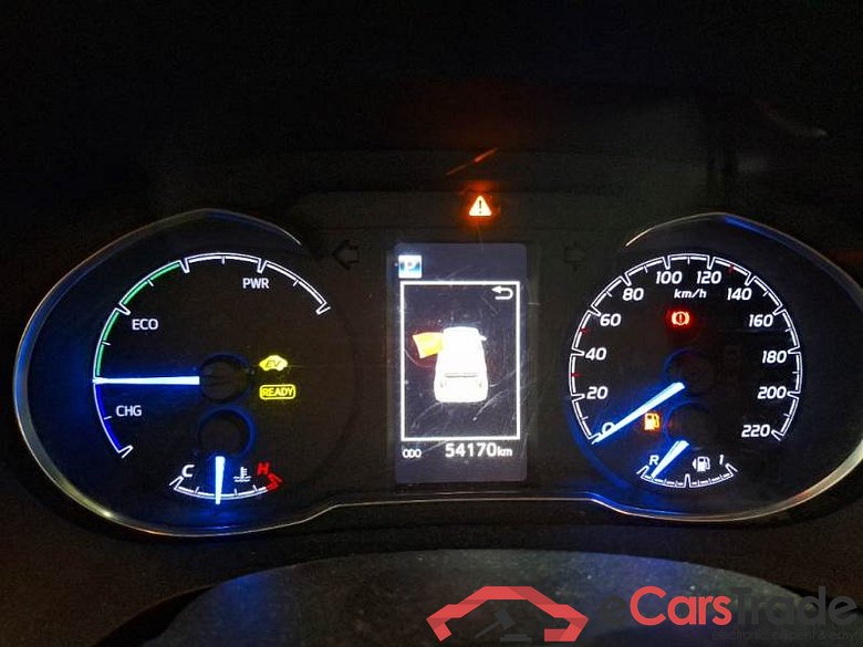 TOYOTA YARIS / 2017 / 5P / BERLINA 1.5 HYBRID BUSINESS #4