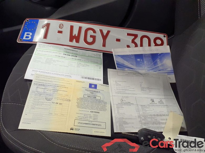 Peugeot 2008 1.2 Puretech 61kW S&S Active 5d #4