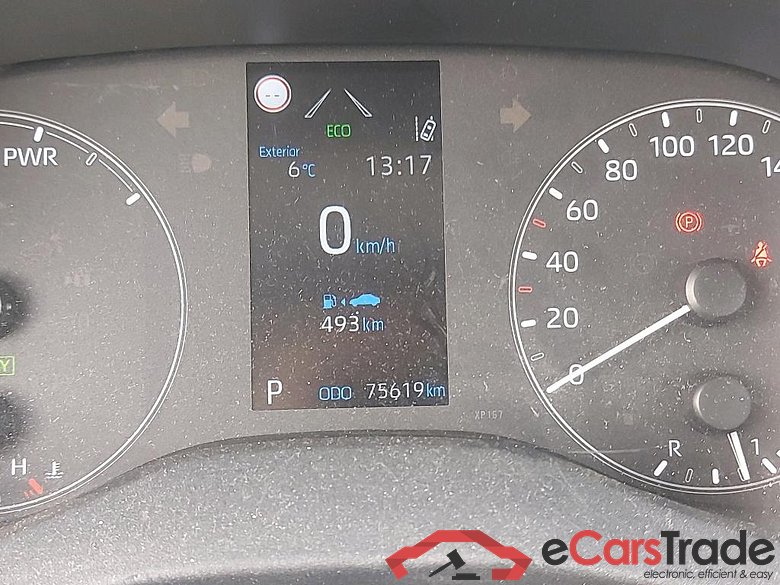 TOYOTA Yaris / 2020 / 5P / berlina con portón 1.5 120H Business Plus #5