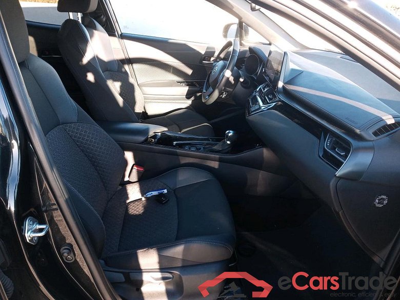 TOYOTA C-HR / 2019 / 5P / todoterreno 1.8 125H Advance #6