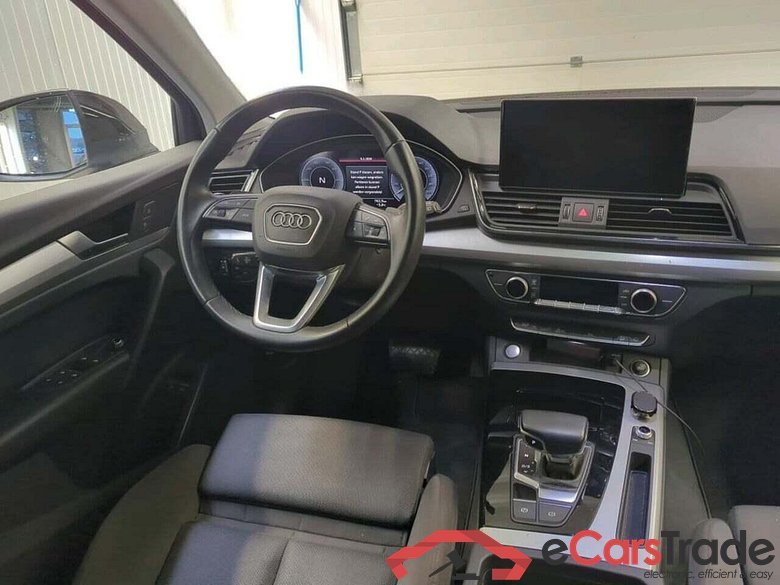 AUDI Q5 50 TFSI e Adv. ed. #3