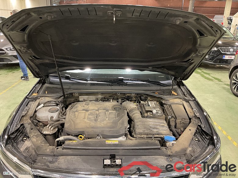 VOLKSWAGEN Passat 2.0 TDI SCR MSQ VARIANT STYLE BUSINESS #6