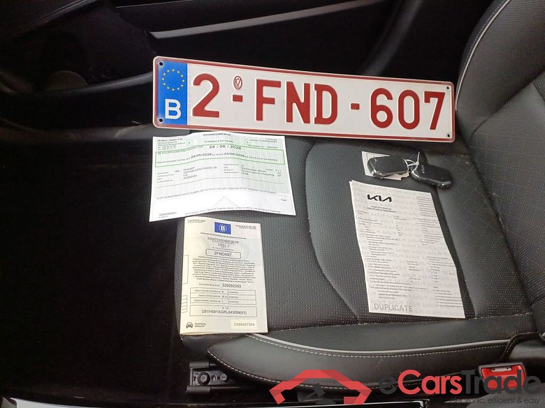 KIA cee'd Sportswagon Business Line 1.6 GDi PHEV DCT 5d #4