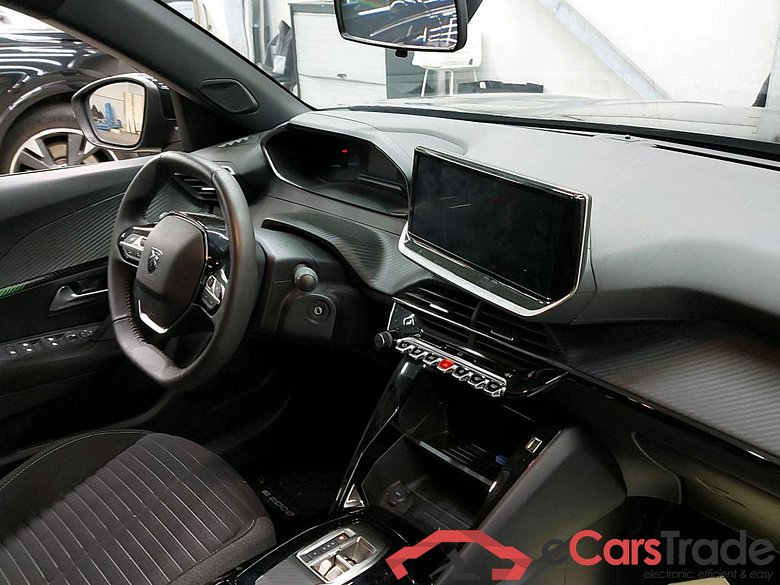 PEUGEOT - PEU e-2008 156PK Active With Climatic & Heated Seats & Rear Park Sensors   * ELECTRIC * #3