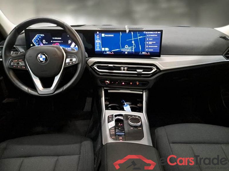 BMW SERIE 3 / 2022 / 4P / BERLINA 318D 48V BASE #3