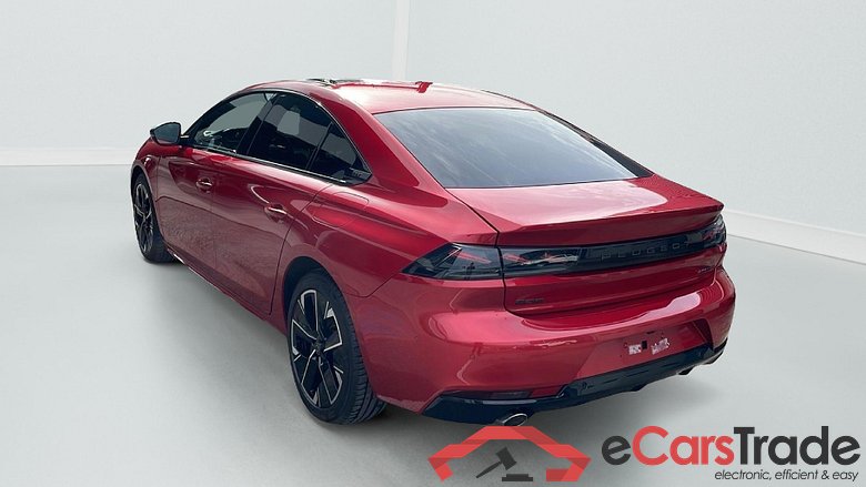Peugeot 508 Hybrid 225 e-EAT8 GT #5