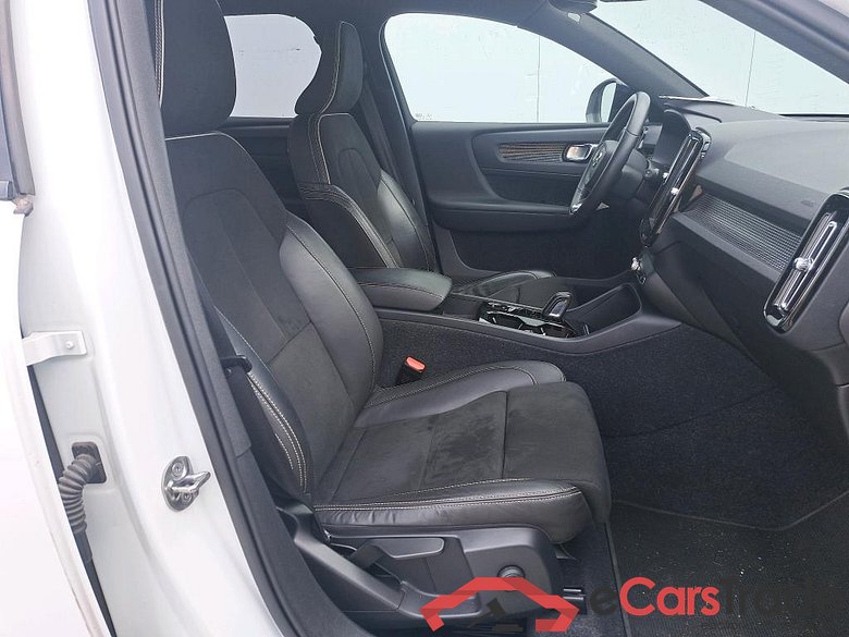 VOLVO XC40 / 2017 / 5P / todoterreno 1.5 T4 Twin Recharge R-Design Auto #6