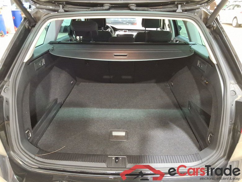 VOLKSWAGEN Passat 1.5 TSI OPF MSQ VARIANT STYLE BUSINESS #3