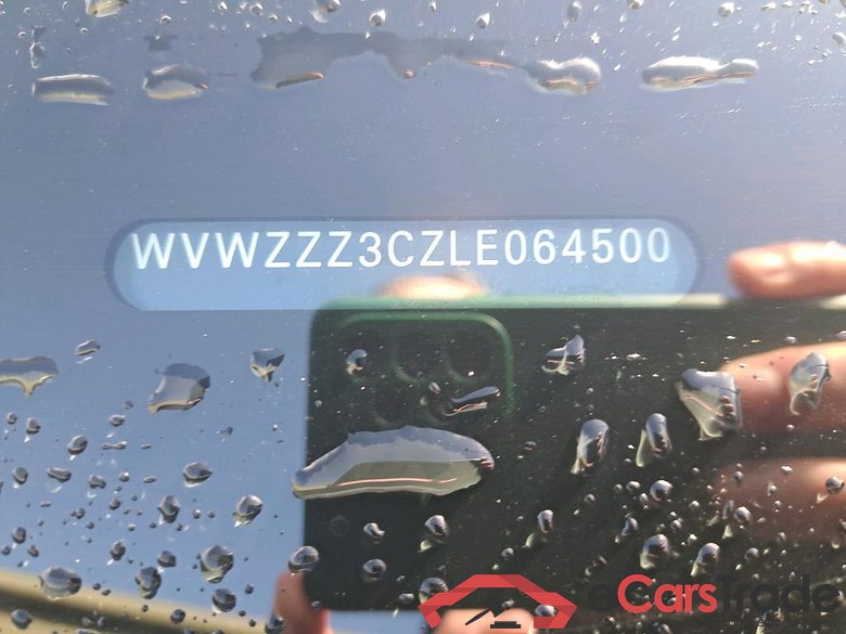 VOLKSWAGEN - VW  PASSAT VARIANT TDI 120PK DSG7 Style Business & Electric Foldable Trailer Hook #6