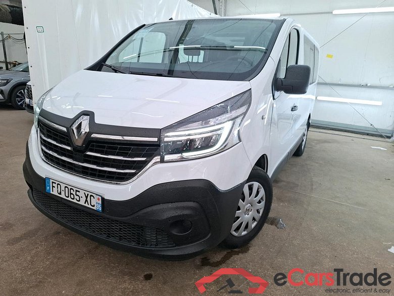 RENAULT Trafic / 2019 / 4P / Combi Zen L1 dCi 120 S&S - 8 pl