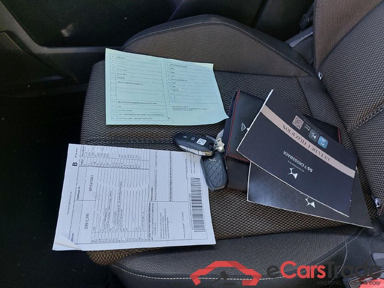 DS DS 7 Crossback / 2017 / 5P / todoterreno BlueHDi DE 96kW (130CV) Auto. CHIC (AC) #5