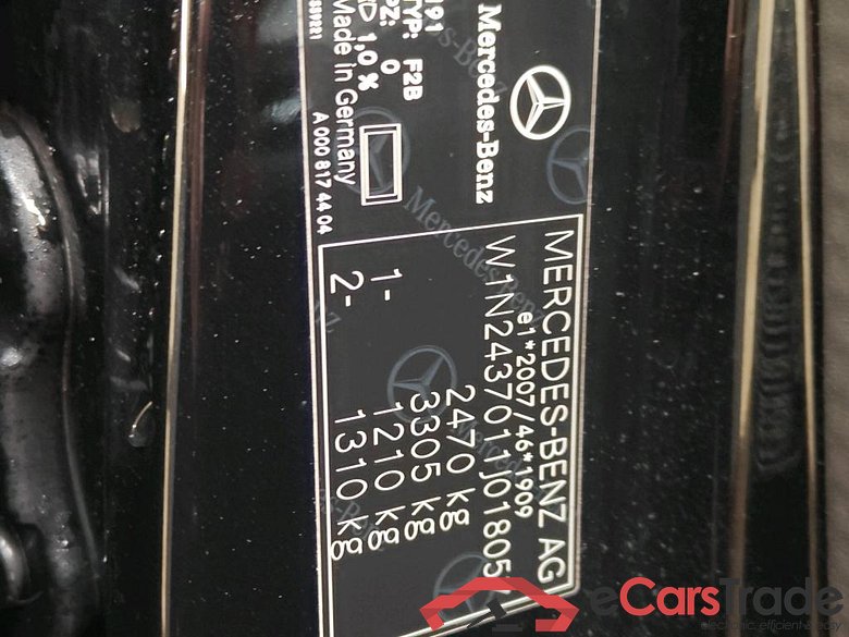 Mercedes-Benz EQA 250 Business Solution Luxury auto 5d #6