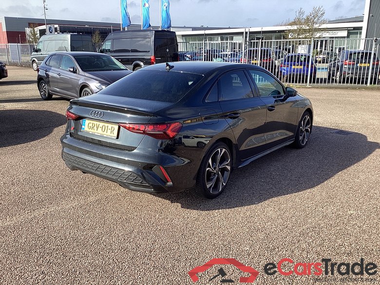 AUDI A3 Limousine 30 TFSI S edition #3