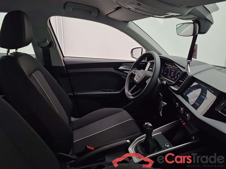 AUDI A1 SPORTBACK 25 TFSI ATRRACTION #3