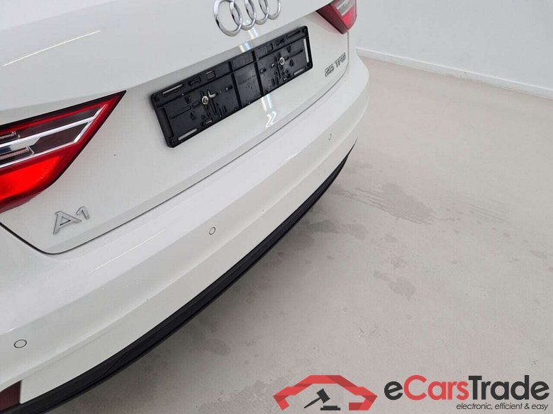 AUDI A1 SPORTBACK 25 TFSI ATRRACTION #4