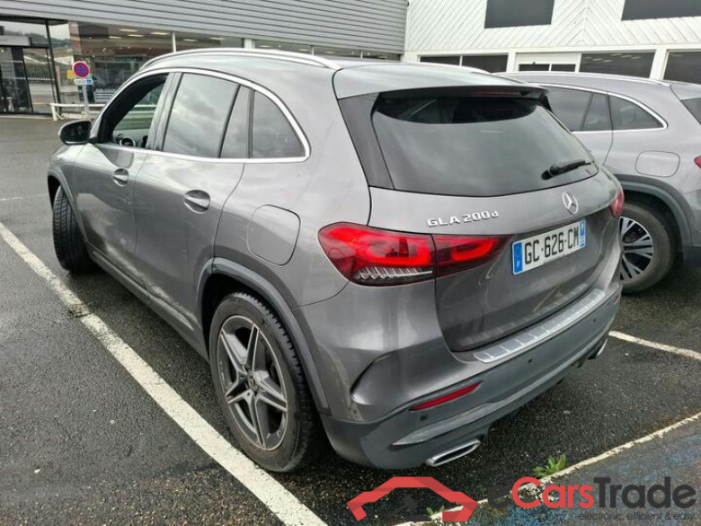 Mercedes GLA 200d AMG Aut. LED-Xenon Widescreen Navi 1/2 Sport-Leather-Alcantara KeylessGo Camera Klima PDC ... #4