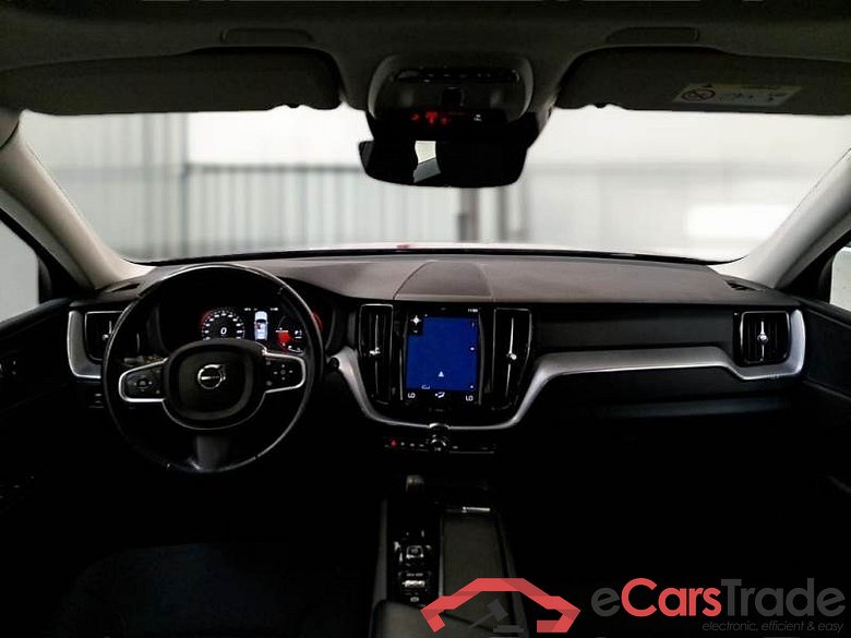 VOLVO XC60 / 2017 / 5P / SUV T6 Plug-in AWD auto Recharge Ins. Exp #3