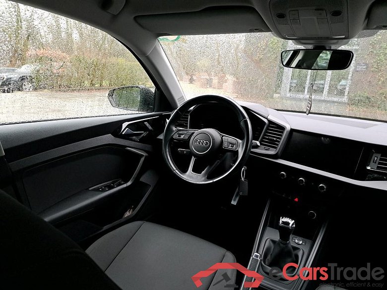 Audi A1 1.0 25 TFSI Virtual Navi Klima PDC ... #5