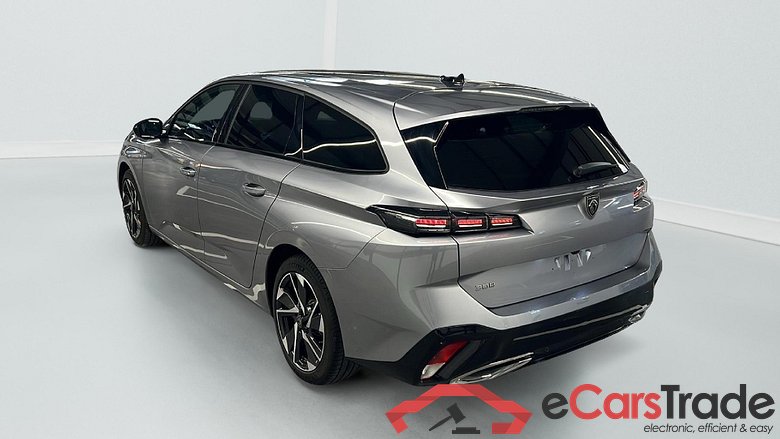 Peugeot 308 SW Hybrid 145 e-DCS6 Allure #5