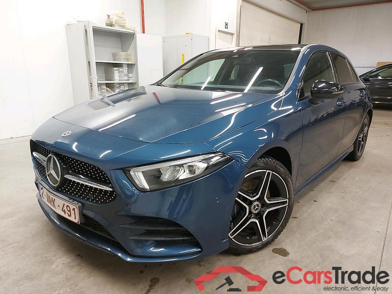 MERCEDES - MER A 250 e Business Solution 218PK  Business Solution AMG with Pano Roof *Hybrid* #1