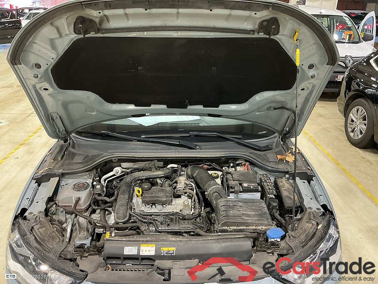 AUDI A1 1.0 25 TFSI ATTRACTION #6