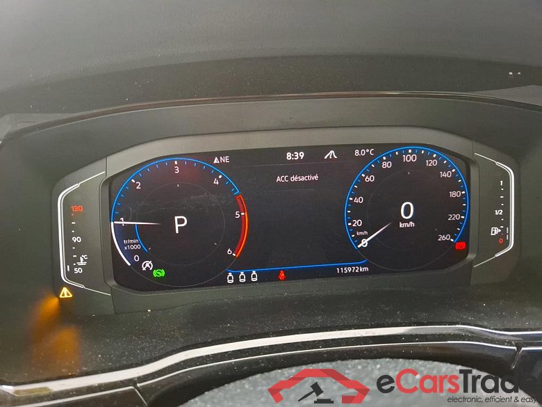 Touran Carat BlueMotion Tech 2.0 TDI 150CV BVA7 E6d #6